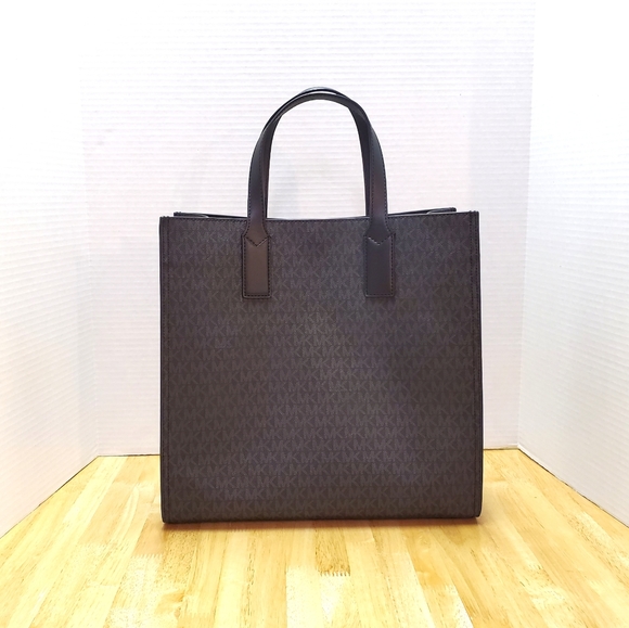 Michael Kors Black Tote Bundle - Picture 3 of 8